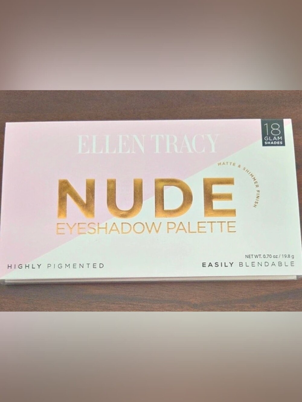 Ellen Tracy Nude Eyeshadow Palette 18 Glam Shades in Brown & Pink